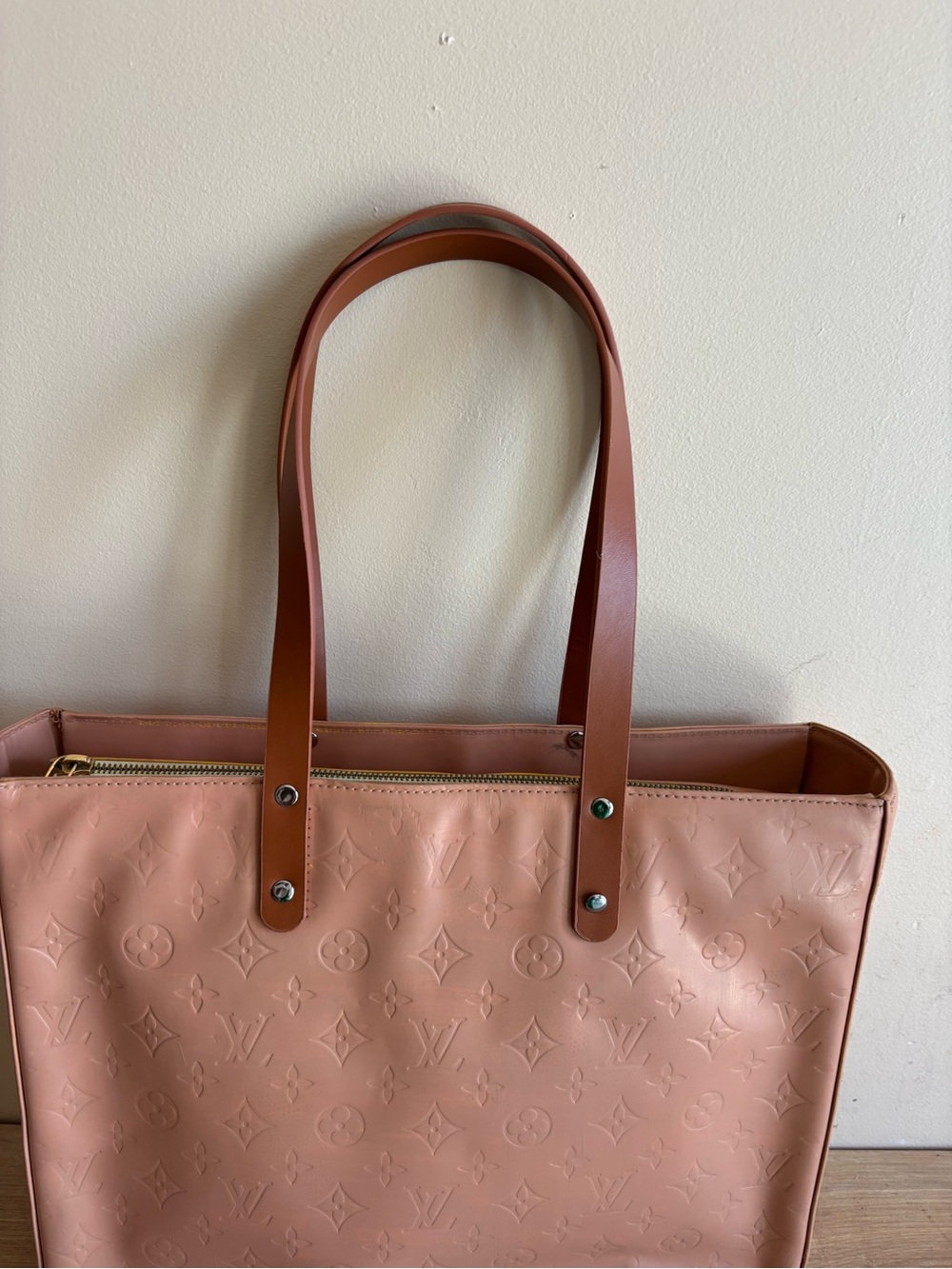 Authentic Louis Vuitton vernis shoulder bag - Picture 2 of 12